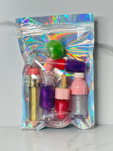 Load image into Gallery viewer, Princess Smooches