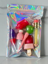 Load image into Gallery viewer, Princess Smooches